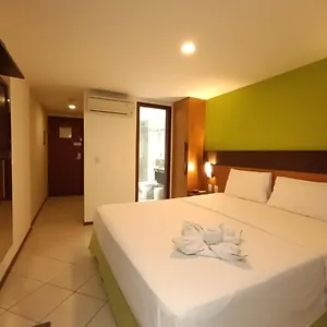 Acolhedora Em Hotel